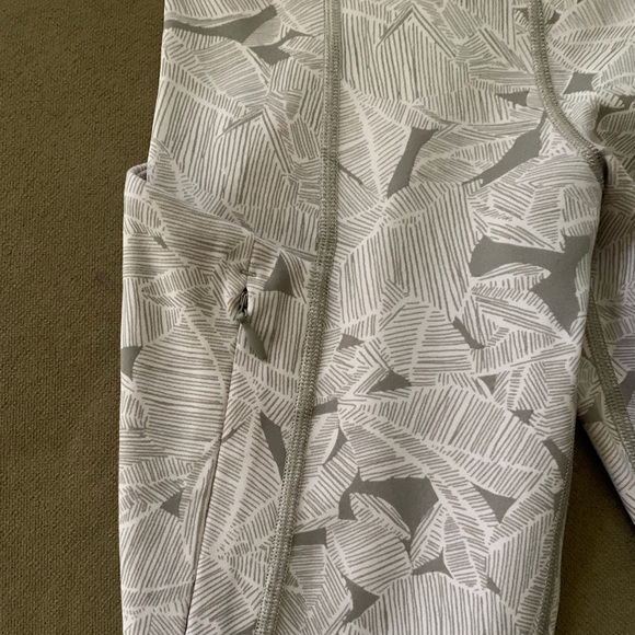 Athleta White/Gray Leggings - Picture 5 of 7